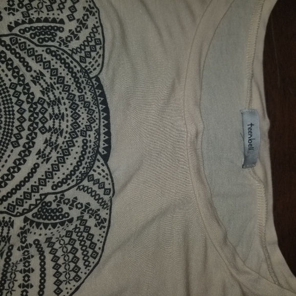 Elephant Tank Top Tee - Picture 2 of 3